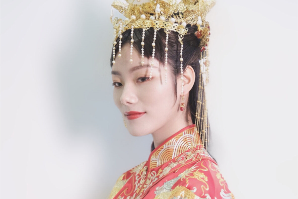 phoenix crown (fengguan)